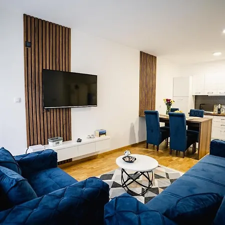 Lilys Lux アパート