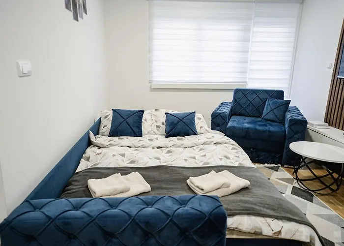 Lilys Lux Apartman *